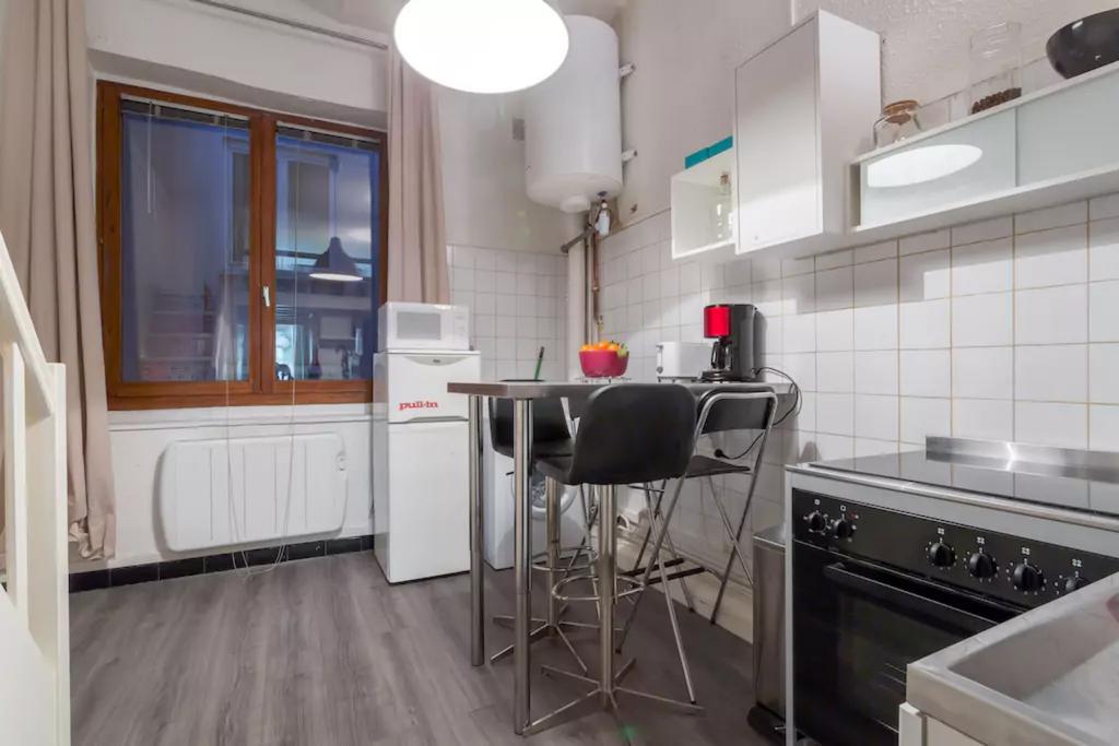 Apartment Pierre Scize Sur La Saone Lyon Bagian luar foto